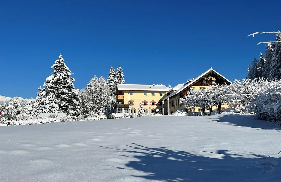 Hotel Restaurant Gruenwalderhof-1